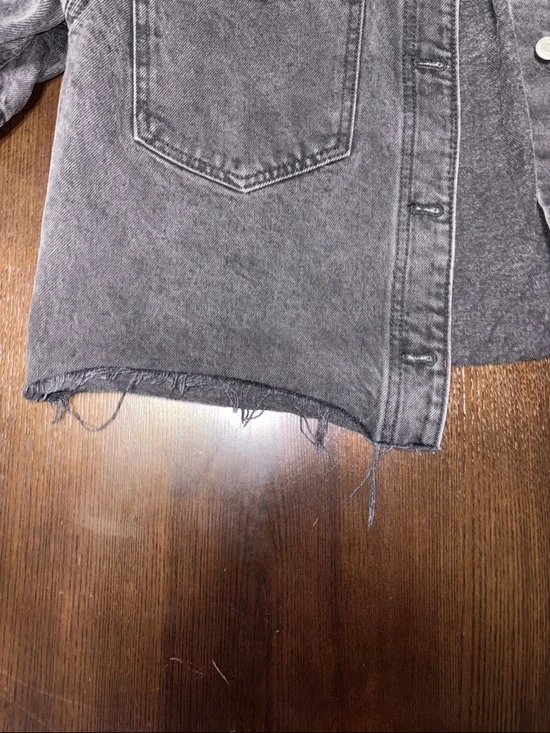Cropped Gray Denim Jacket with Front Pockets size L - Picture 4 of 6